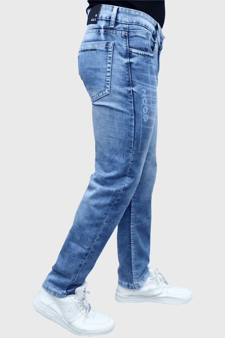 Waist and pocket detail of slim fit premium blue washed stretchable denim jeans for men E-16