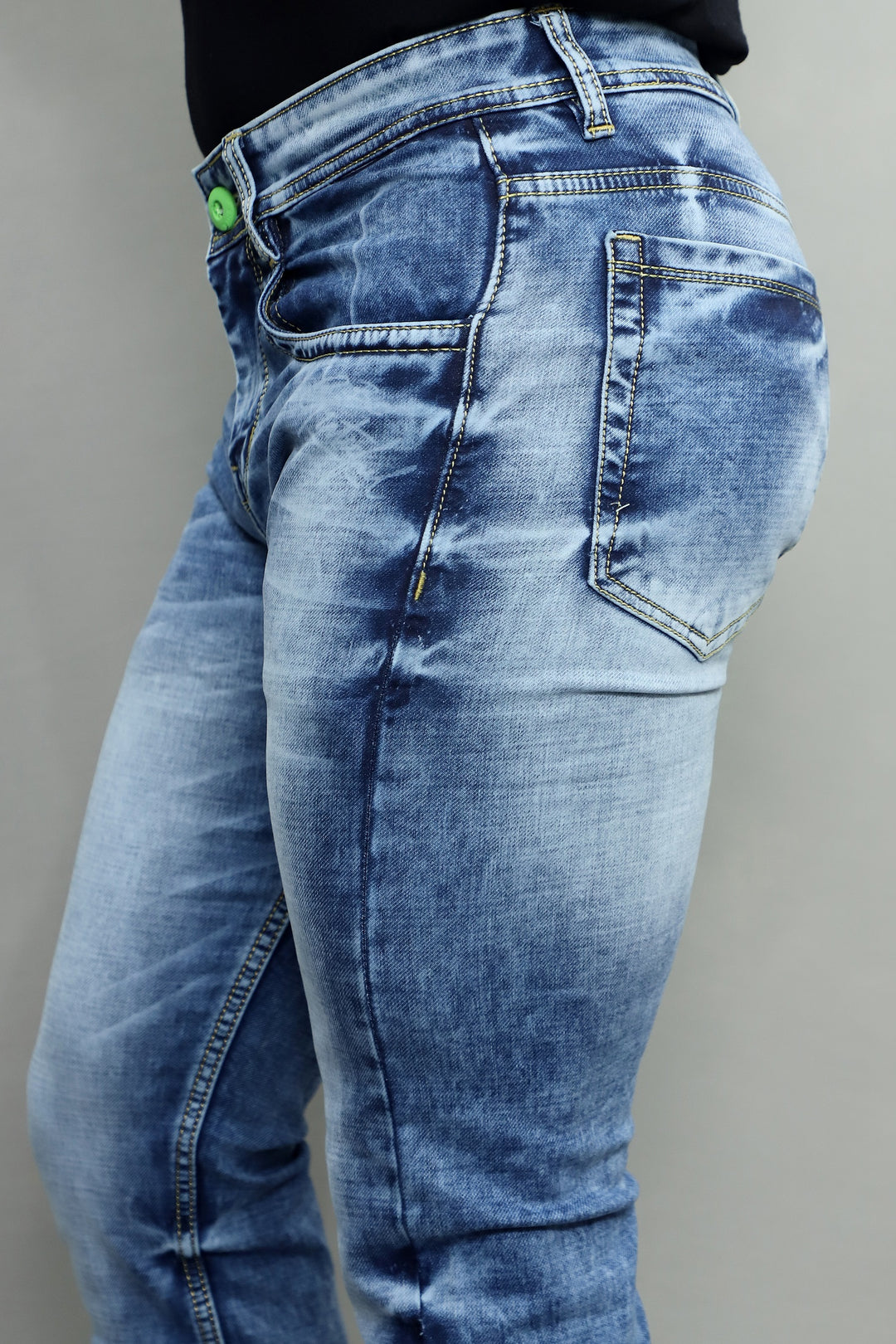 GEX Men’s Slim Fit Washed Denim Jeans