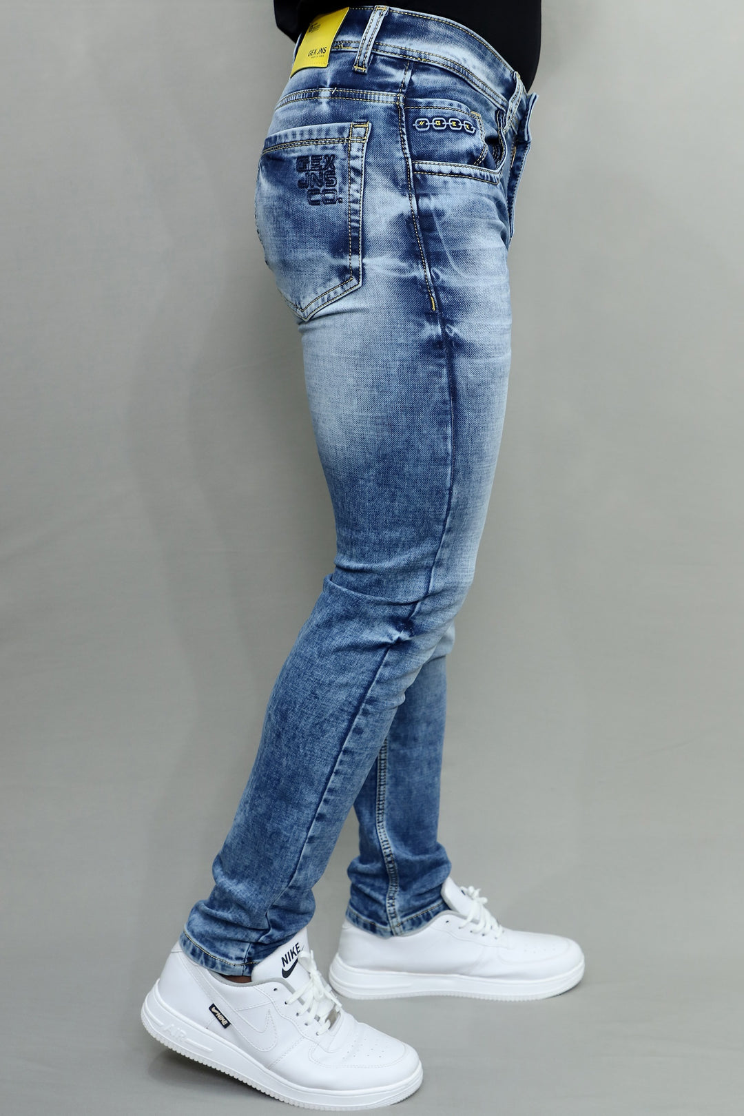 GEX Men’s Slim Fit Washed Denim Jeans