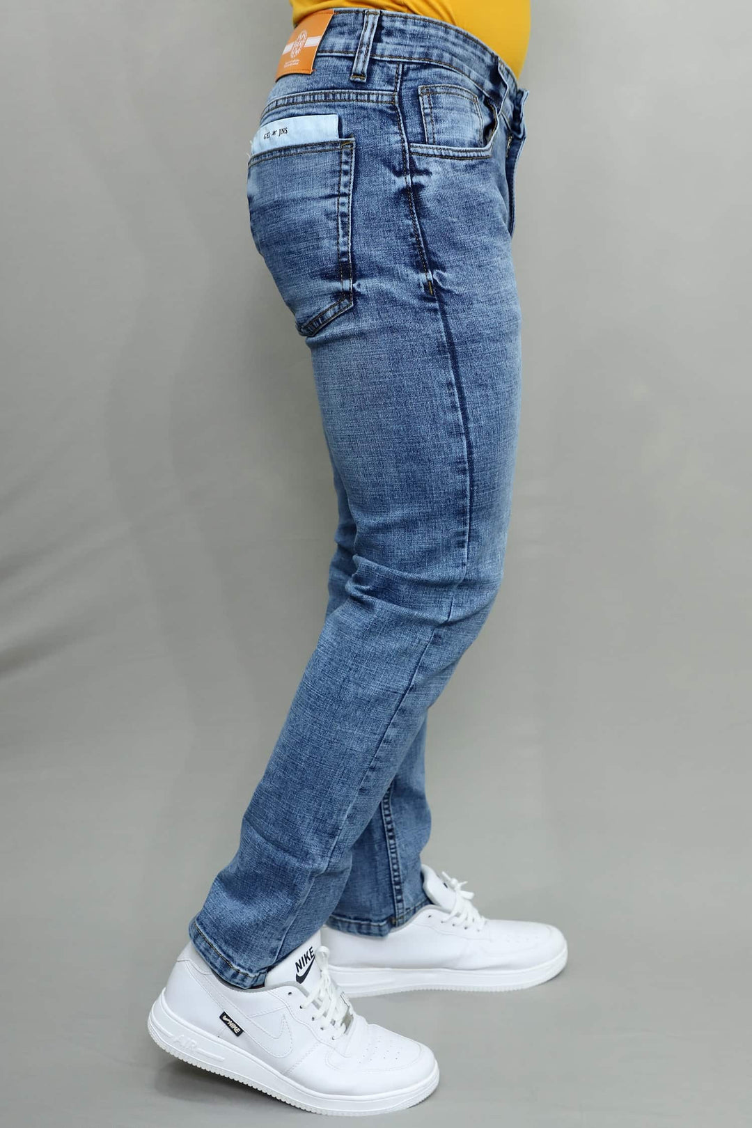 Close up of light blue stretch denim fabric in GEX men's regular fit jeans G973