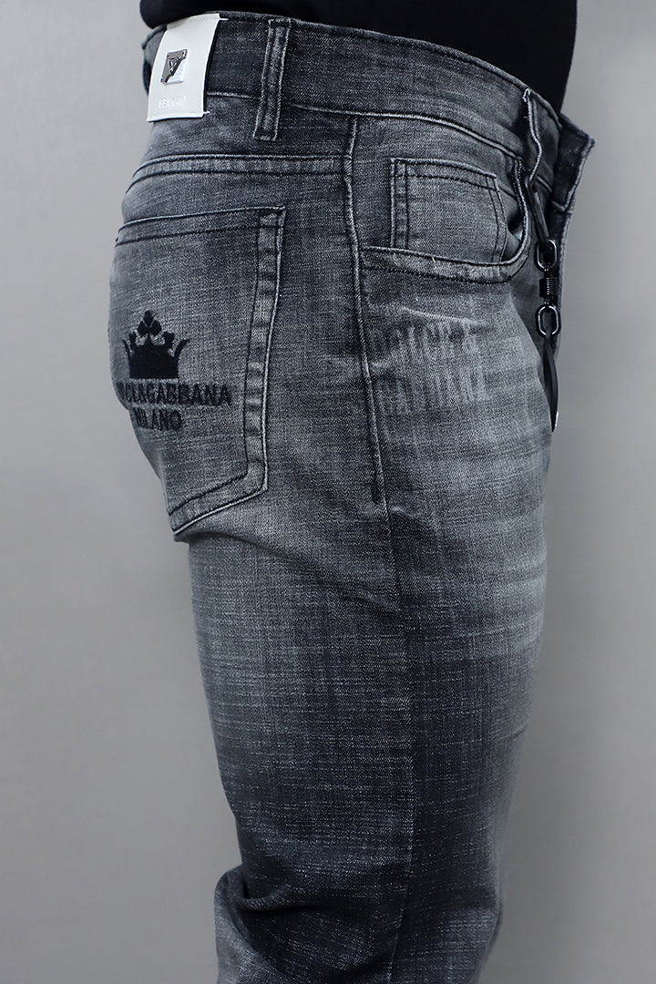 Men regular mid rise black jeans side view with comfortable regular fit silhouette